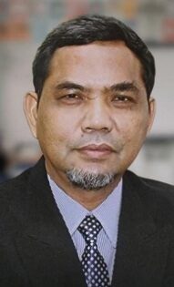 H Nur Hidayat MM